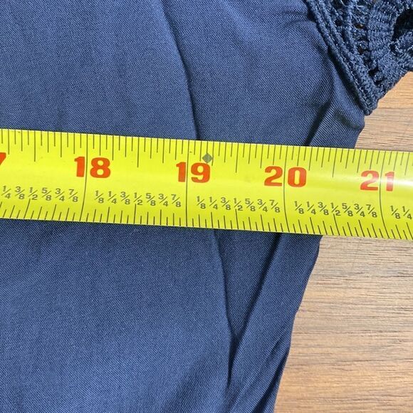 Max Studio long puff sleeve lace detailing blouse top size M - Picture 9 of 10